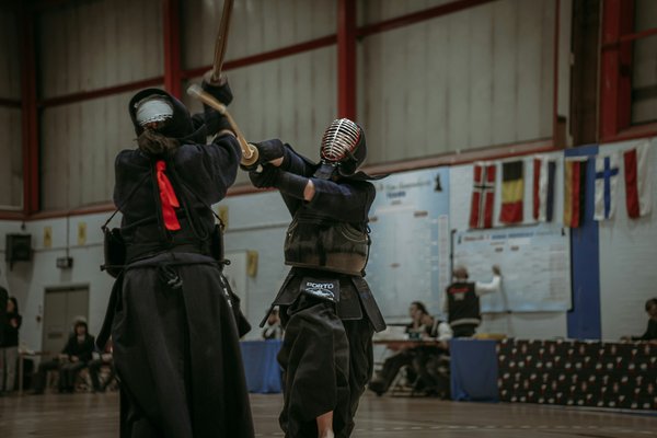 Quels sont les avantages de la pratique du Kendo pour améliorer la discipline chez les enfants?